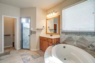 195 Brook Hollow Ln, Weatherford, TX 76088 - Photo 19