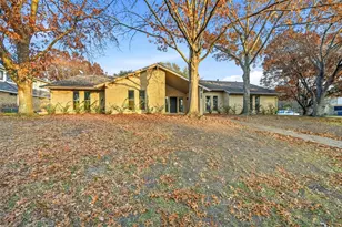 618 Green Hills Ct, Duncanville, TX 75137 - Photo 3