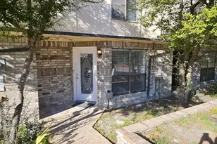 3934 Brandon Park Dr, Garland, TX 75044 - Photo 5