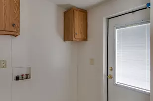 6527 Blue Water Ct, Granbury, TX 76049 - Photo 11