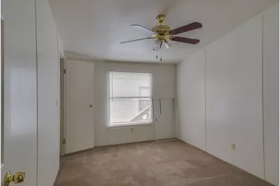 6527 Blue Water Court, Granbury, TX 76049 - Photo 17