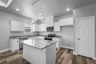 813 Oneal St, Greenville, TX 75401 - Photo 5