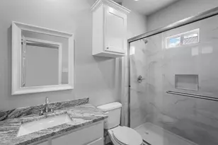 813 Oneal St, Greenville, TX 75401 - Photo 15