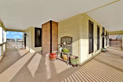 304 N Church Street, Pilot Point, TX 76258 - Photo 5