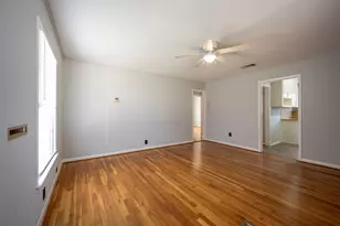 1226 S Brazos St, Weatherford, TX 76086 - Photo 9