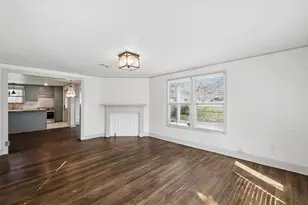 932 N Woods St, Sherman, TX 75092 - Photo 5