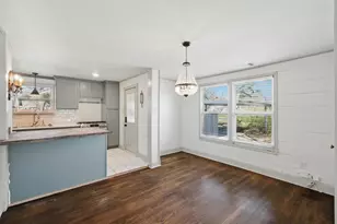 932 N Woods St, Sherman, TX 75092 - Photo 11