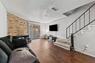 2157 Aspen Dr, Dallas, TX 75227 - Photo 3