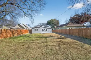 1219 S Waverly Dr, Dallas, TX 75208 - Photo 19