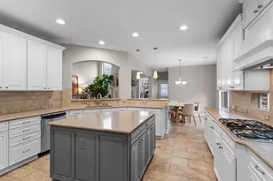 1131 Cahill Way, Shady Shores, TX 76208 - Photo 17