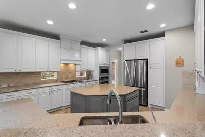 1131 Cahill Way, Shady Shores, TX 76208 - Photo 3