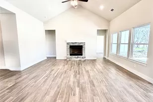 1008 Sabrina Ct, Weatherford, TX 76085 - Photo 11