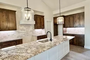 1008 Sabrina Ct, Weatherford, TX 76085 - Photo 7