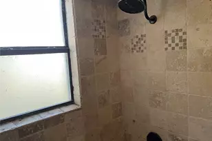 121 N Melanie Dr, Azle, TX 76020 - Photo 7