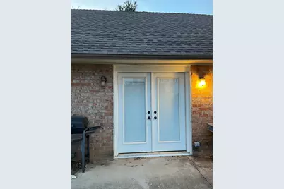 121 N Melanie Drive, Azle, TX 76020 - Photo 15