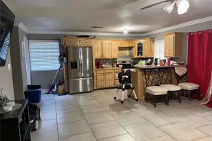 1733 Continental Dr, Blue Mound, TX 76131 - Photo 3