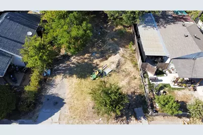 1333 Amos Street, Dallas, TX 75212 - Photo 3