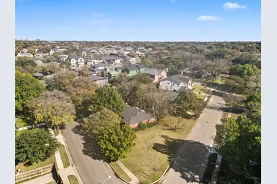 9734 Mixon Drive, Dallas, TX 75220 - Photo 23