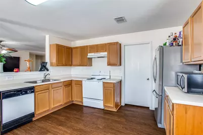 5005 Village Stone Court, Fort Worth, TX 76179 - Photo 9