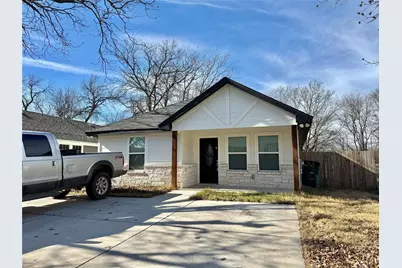 815 Ritchey Street, Gainesville, TX 76240 - Photo 1