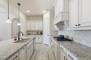 4851 Livingston Dr, Frisco, TX 75033 - Photo 11