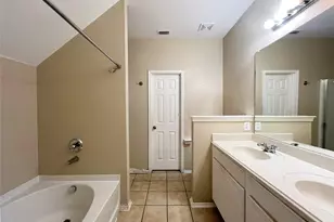 1113 Mourning Dove Dr, Burleson, TX 76028 - Photo 7