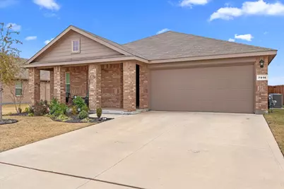7916 Oaktown Drive, Fort Worth, TX 76131 - Photo 3