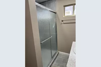 202 1/2 N Morris Street, Gainesville, TX 76240 - Photo 11