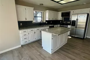 127 Lori Dr, Willow Park, TX 76087 - Photo 9