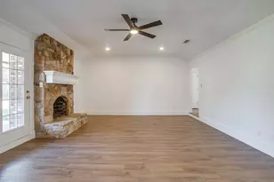 1303 Glenhaven Dr, Cleburne, TX 76033 - Photo 7