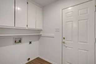 1303 Glenhaven Dr, Cleburne, TX 76033 - Photo 9