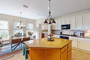 8810 Weston Ln, Lantana, TX 76226 - Photo 9