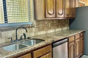 4131 Crossgate Ct, Arlington, TX 76016 - Photo 7