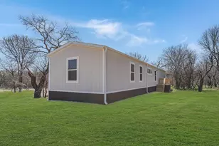 408 Sleepy Meadow Dr, Runaway Bay, TX 76426 - Photo 31