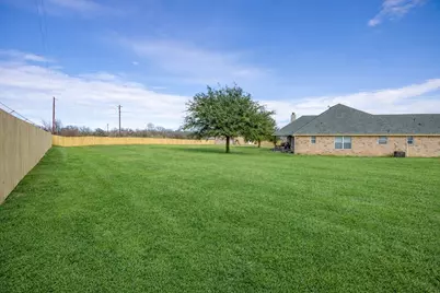 112 Tigers Eye Court, Weatherford, TX 76087 - Photo 35