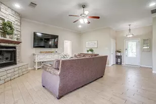 112 Tigers Eye Ct, Weatherford, TX 76087 - Photo 9