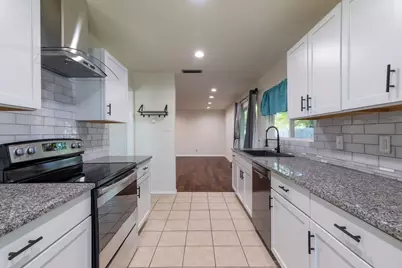 6222 McCartney Lane, Garland, TX 75043 - Photo 9