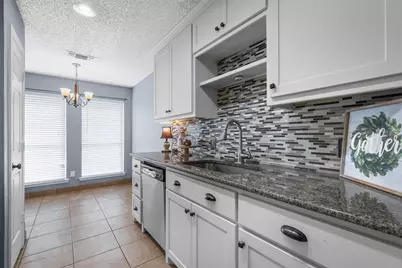 548 Blue Haze Drive, Fort Worth, TX 76108 - Photo 9