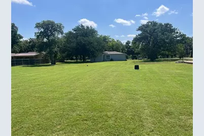 214 Hemphill Street, Hico, TX 76457 - Photo 11