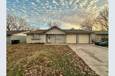 2704 Buena Vista Drive, Arlington, TX 76010 - Photo 1