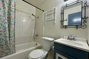 2704 Buena Vista Dr, Arlington, TX 76010 - Photo 13