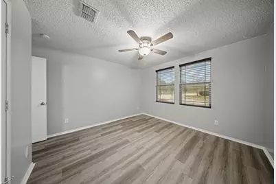 1501 Big Lake Drive, Mesquite, TX 75181 - Photo 17