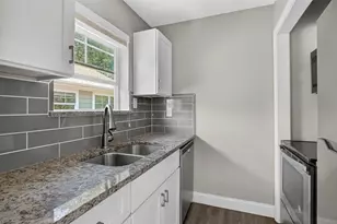 408 Fulton St, Denton, TX 76201 - Photo 9