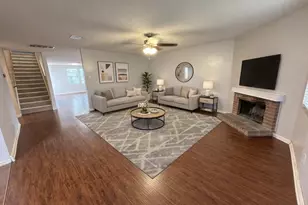 2032 Cap Rock Ln, Grand Prairie, TX 75052 - Photo 3