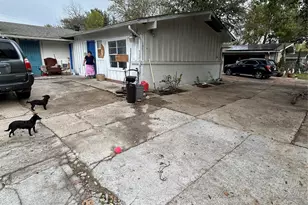 2935 Royal Ln, Dallas, TX 75229 - Photo 11