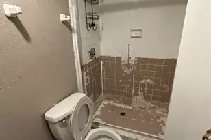 2935 Royal Ln, Dallas, TX 75229 - Photo 9