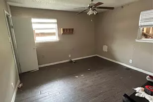 2935 Royal Ln, Dallas, TX 75229 - Photo 7