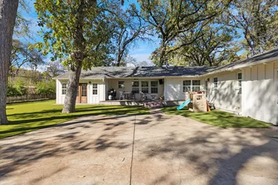 3124 Tanglewood Trail, Fort Worth, TX 76109 - Photo 23