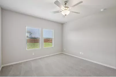 613 Clover Creek Drive, McKinney, TX 75071 - Photo 17