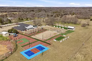 550 Co Rd 297, Gainesville, TX 76240 - Photo 29